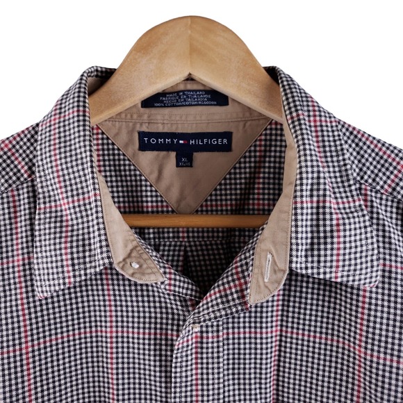 Tommy Hilfiger Men's Long Sleeve Button-Up Plaid Shirt Size XL - Picture 3 of 16